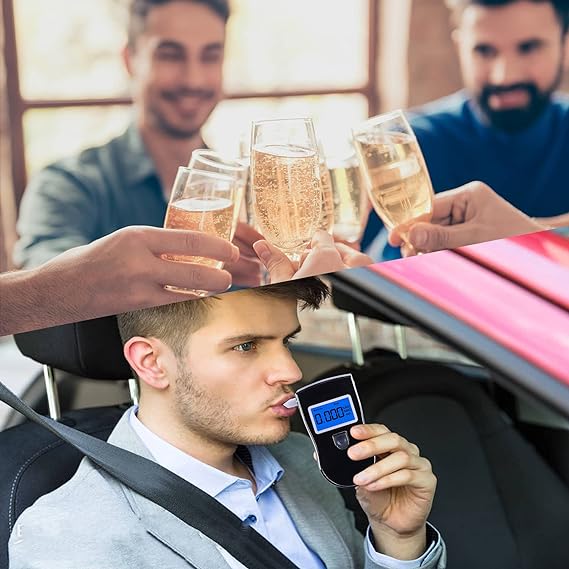 utilizando alcoholímetro Flyhood